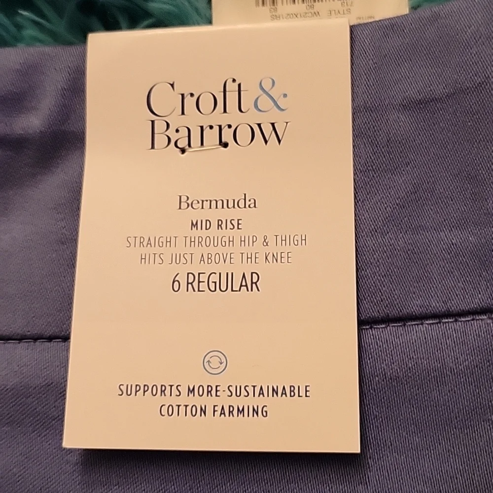 NEW Croft & Barrow Blue Mid-Rise Bermuda Shorts Size 6